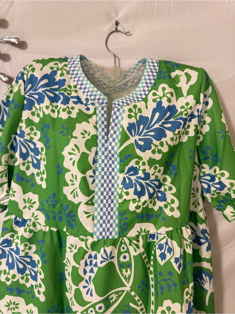 Bright Green Floral Tunic Preppy Top with Blue Accents Size XL NWT